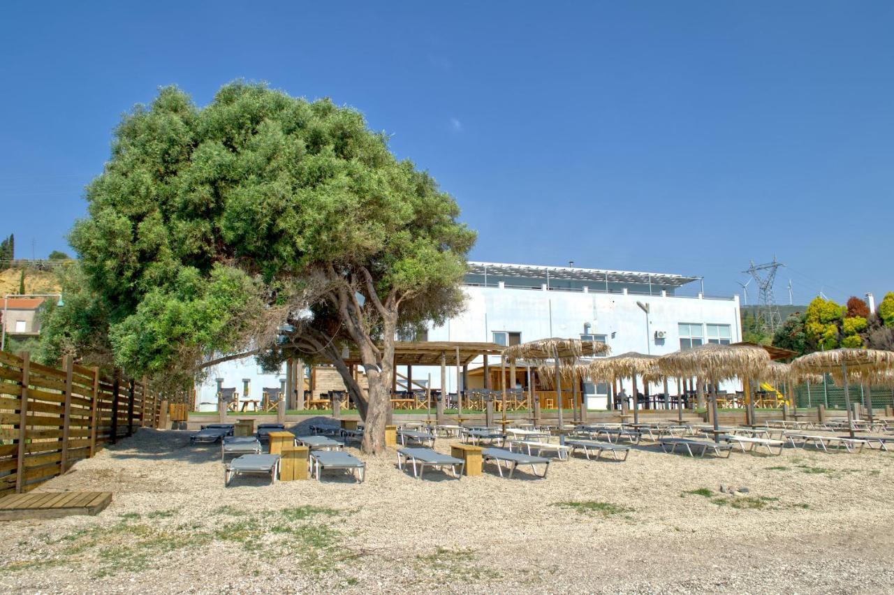 Epipleon Luxury Suites -102- Δωμάτιο 45Τμ Με Βεράντα 35Τμ Μπροστά Στη Θάλασσα Навпакт Екстер'єр фото